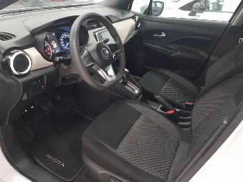 Miniatura Nissan Micra