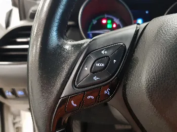 Miniatura Toyota C-HR