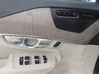 Thumbnail Volvo XC90