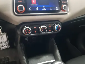 Miniatura Nissan Micra