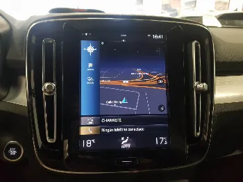 Miniatura Volvo XC40