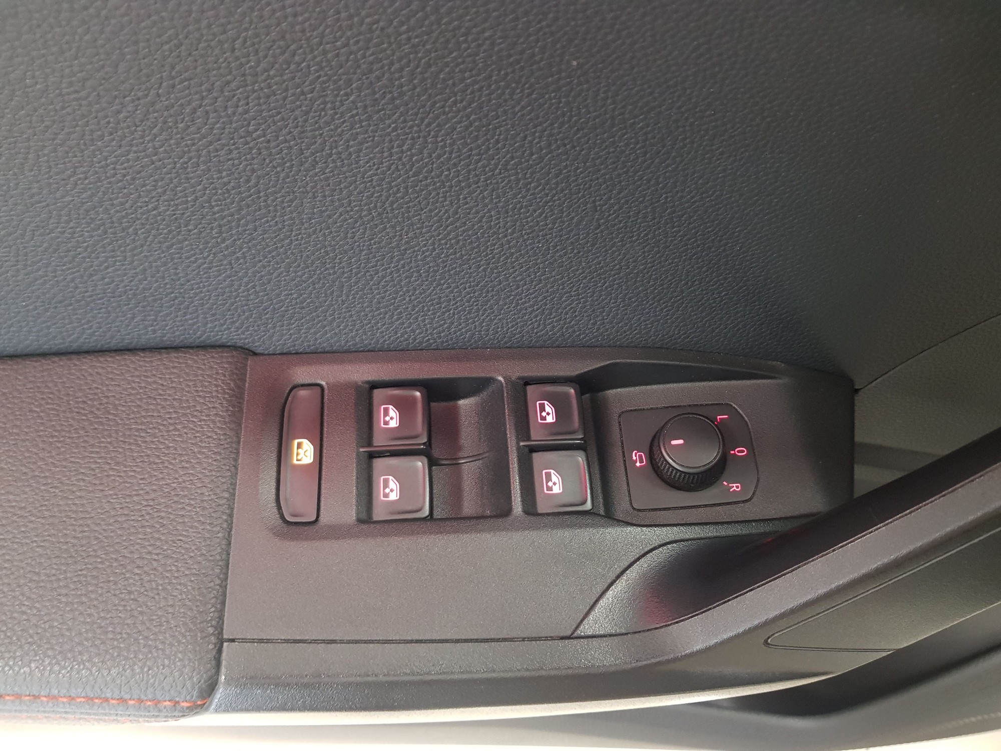 Seat Arona  used car in Malaga