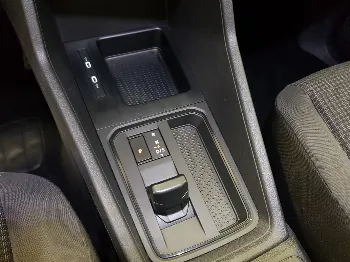 Miniatura Volkswagen Caddy