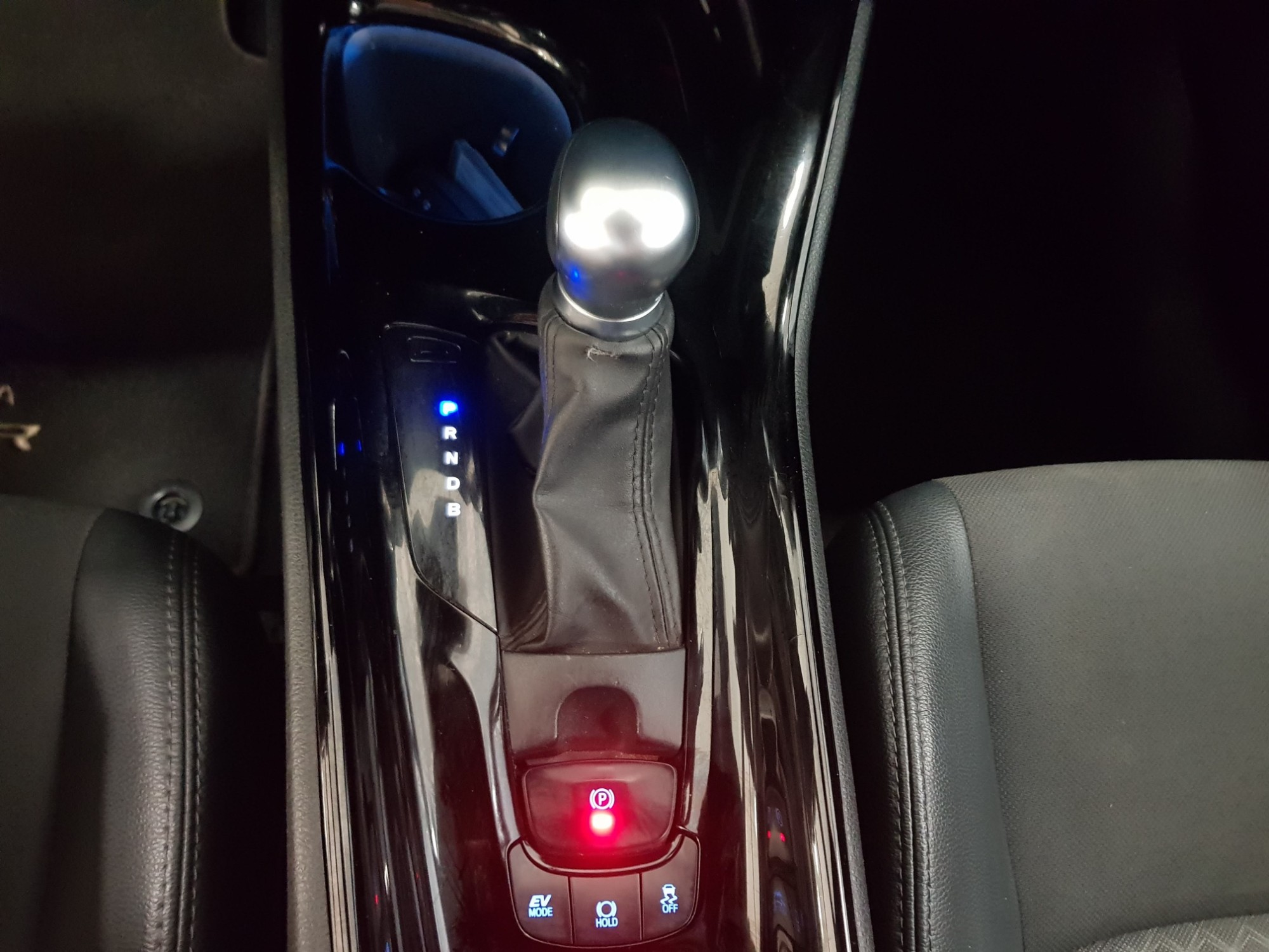 Toyota C-HR  de segunda Mano en Málaga