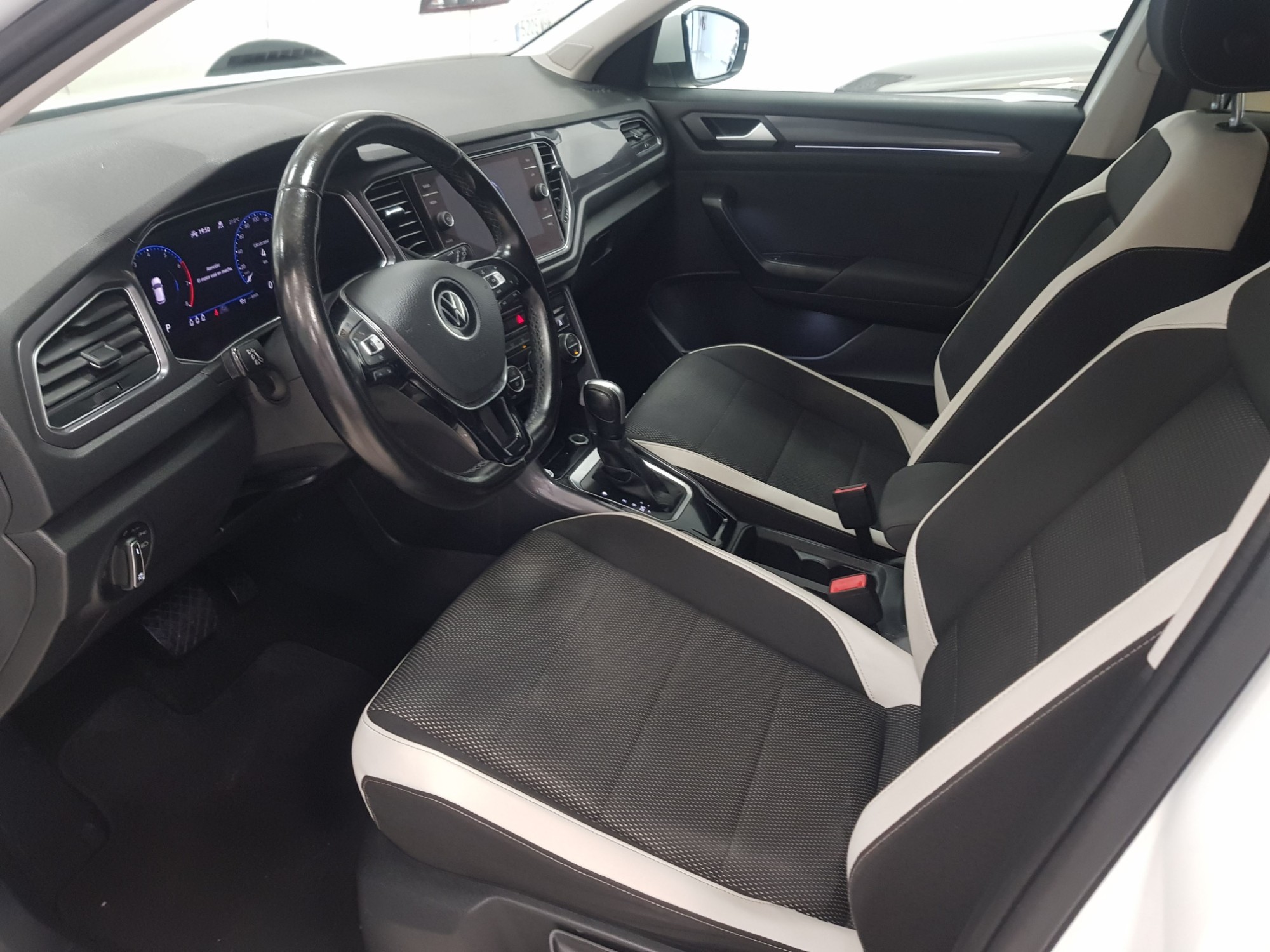 Volkswagen T-Roc  de segunda Mano en Málaga