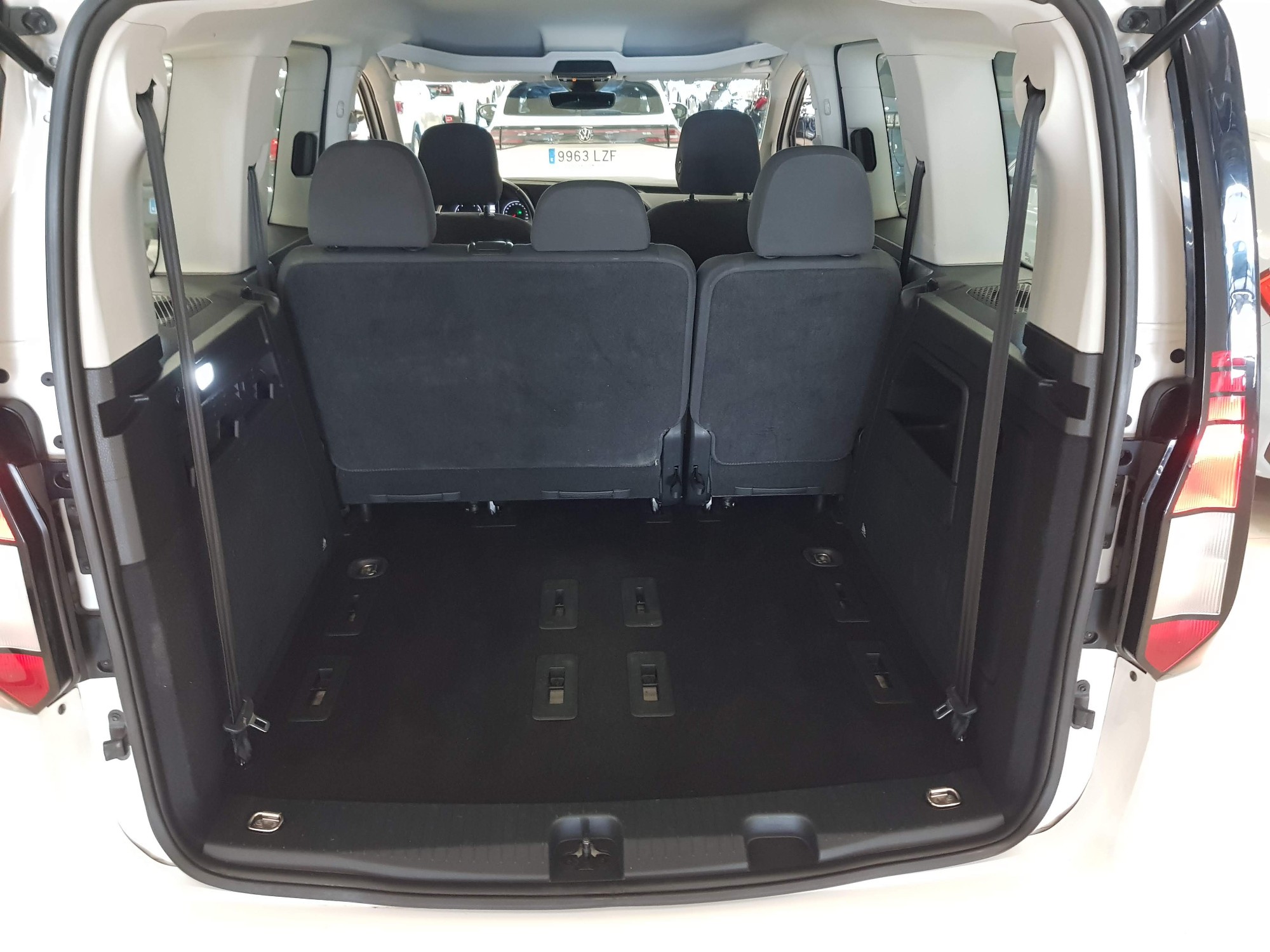 Volkswagen Caddy  used car in Malaga