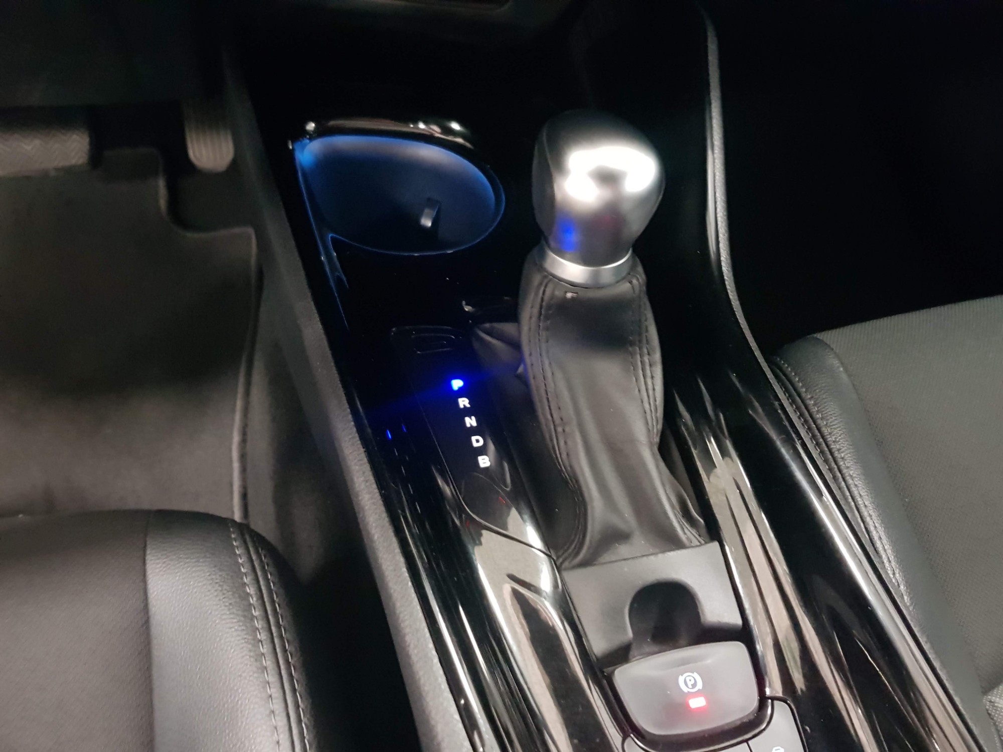 Toyota C-HR  de segunda Mano en Málaga