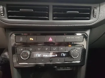 Miniatura Volkswagen T-Cross