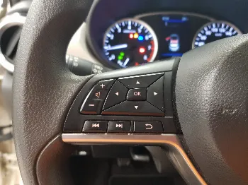 Miniatura Nissan Micra