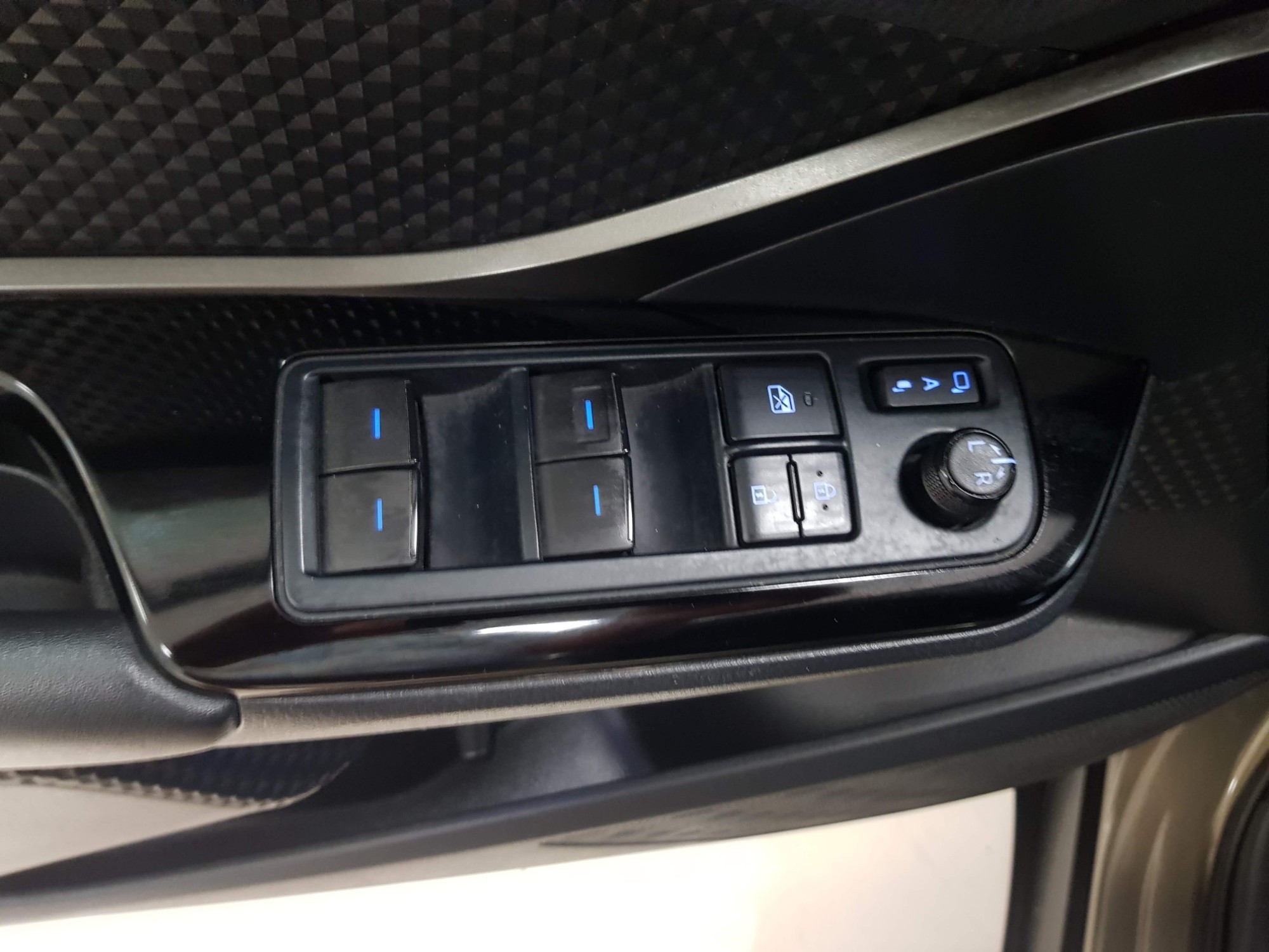 Toyota C-HR  de segunda Mano en Málaga