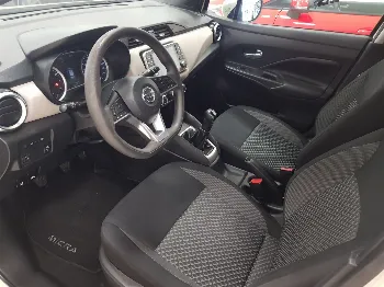 Miniatura Nissan Micra