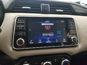 Miniatura Nissan Micra