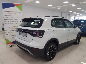 Thumbnail Volkswagen T-Cross