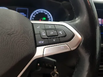 Thumbnail Volkswagen T-Cross