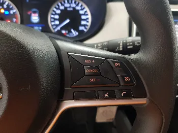 Miniatura Nissan Micra