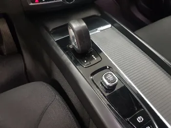 Miniatura Volvo XC60