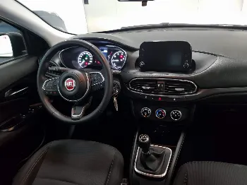 Miniatura Fiat Tipo