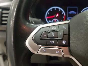 Thumbnail Volkswagen T-Cross
