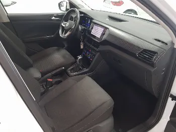Thumbnail Volkswagen T-Cross