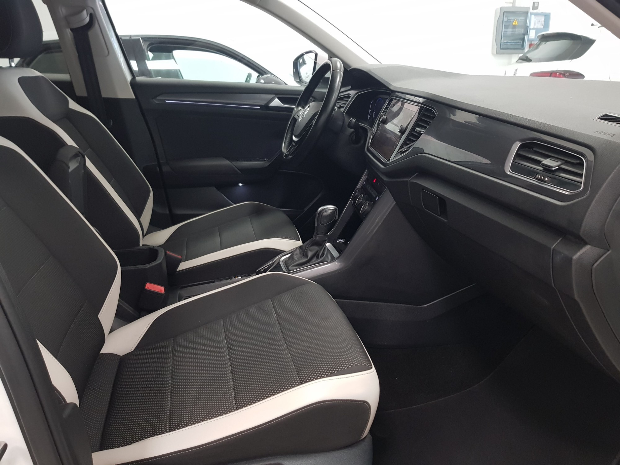 Volkswagen T-Roc  de segunda Mano en Málaga