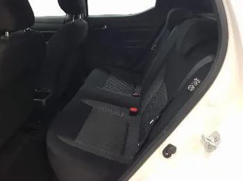 Miniatura Nissan Micra