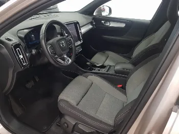 Miniatura Volvo XC40
