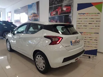Miniatura Nissan Micra