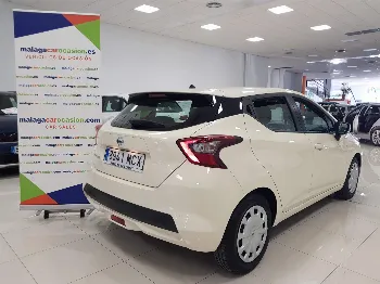 Miniatura Nissan Micra