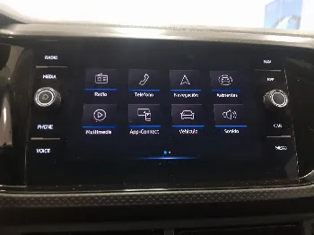 Thumbnail Volkswagen T-Cross