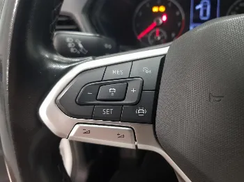 Miniatura Volkswagen T-Cross