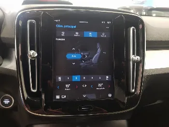 Miniatura Volvo XC40