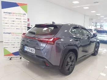 Miniatura Lexus UX