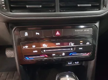 Miniatura Volkswagen T-Cross