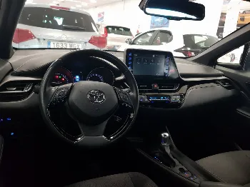 Miniatura Toyota C-HR
