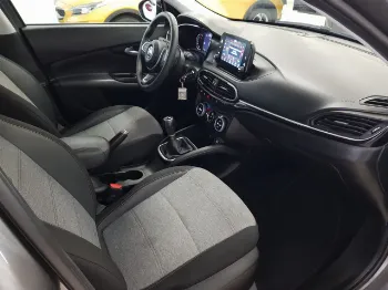 Miniatura Fiat TIPO