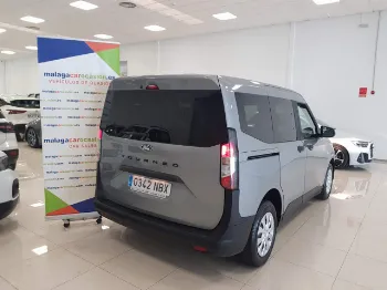 Miniatura Ford Tourneo