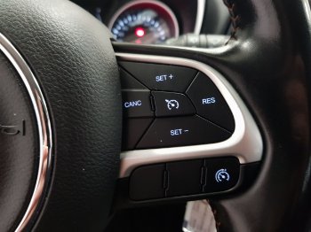 Thumbnail Jeep Compass