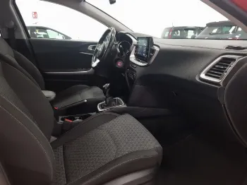 Miniatura Kia ceed