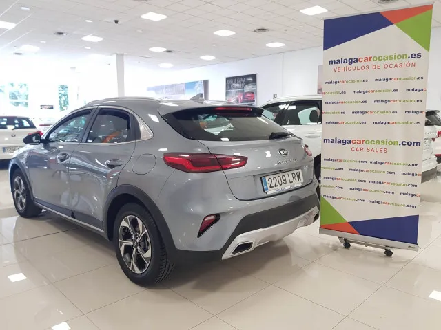 Kia XCEED  used car in Malaga