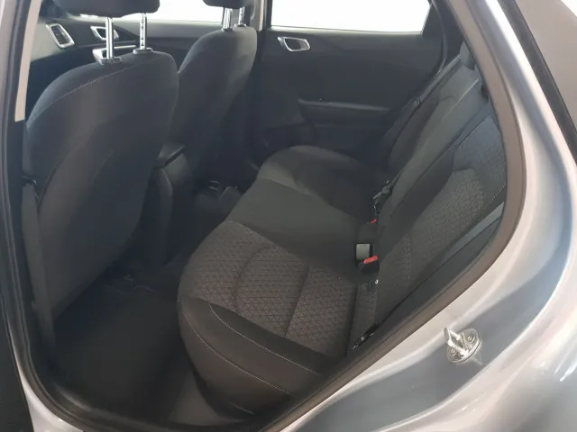 Kia XCEED  used car in Malaga