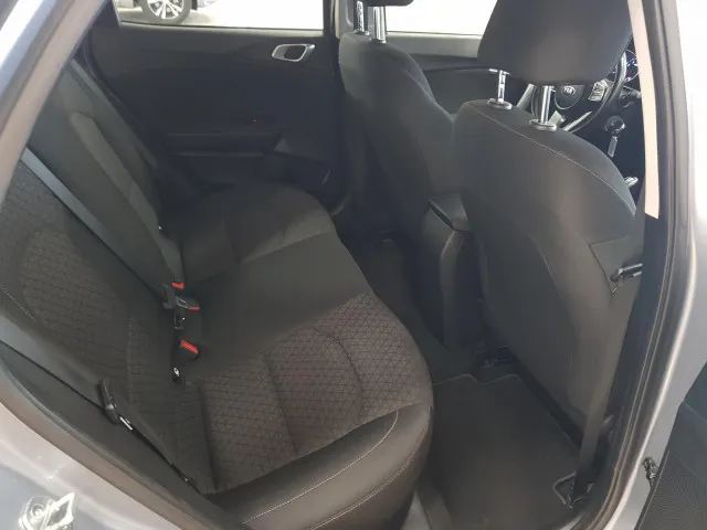 Kia XCEED  used car in Malaga