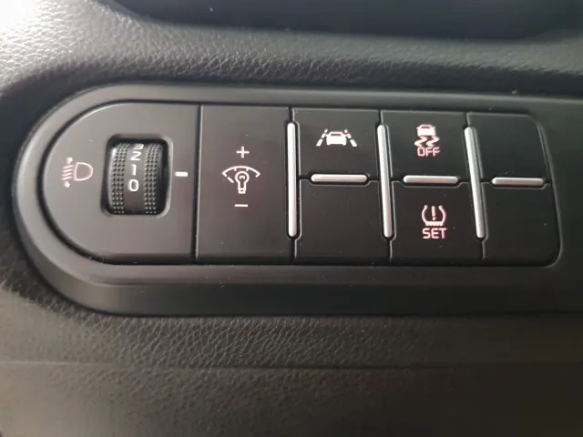 Kia XCEED  used car in Malaga