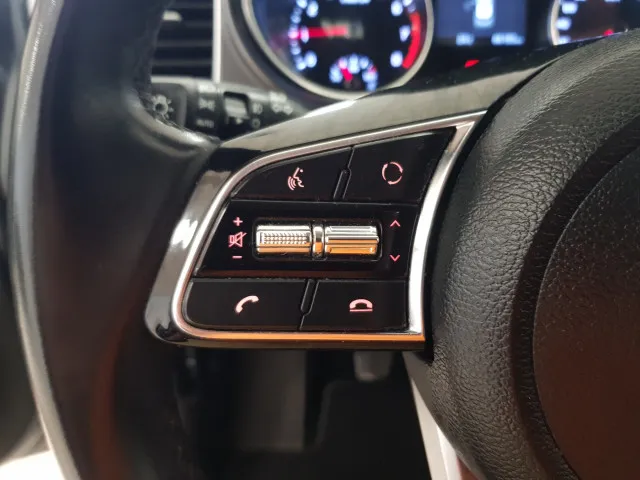 Kia XCEED  used car in Malaga