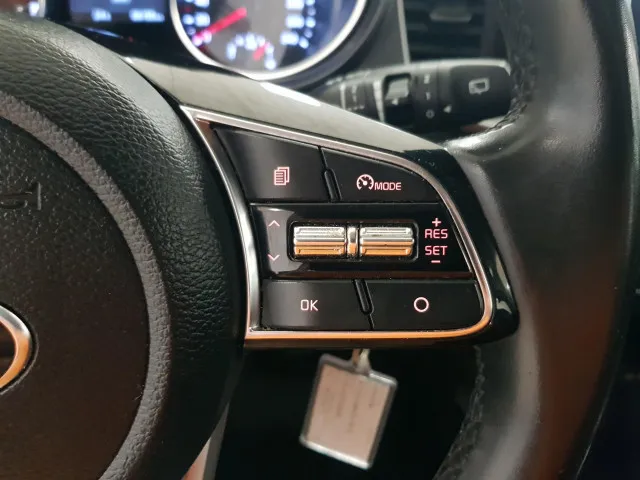 Kia XCEED  used car in Malaga