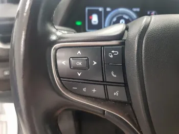 Miniatura Lexus UX