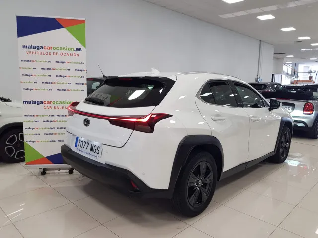 Lexus UX250H  de segunda Mano en Málaga