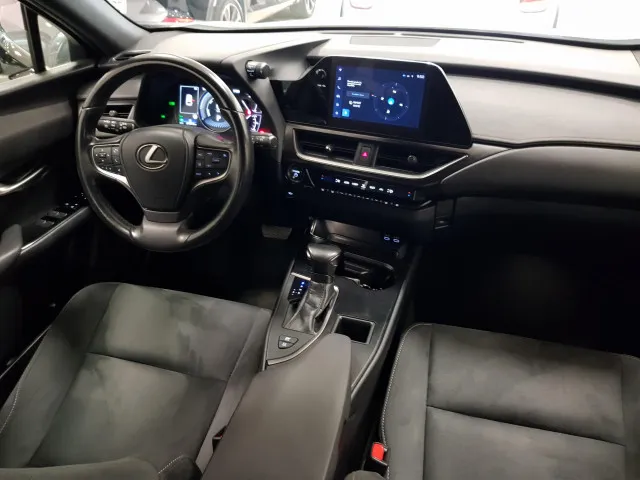 Lexus UX250H  de segunda Mano en Málaga
