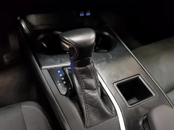 Miniatura Lexus UX250H