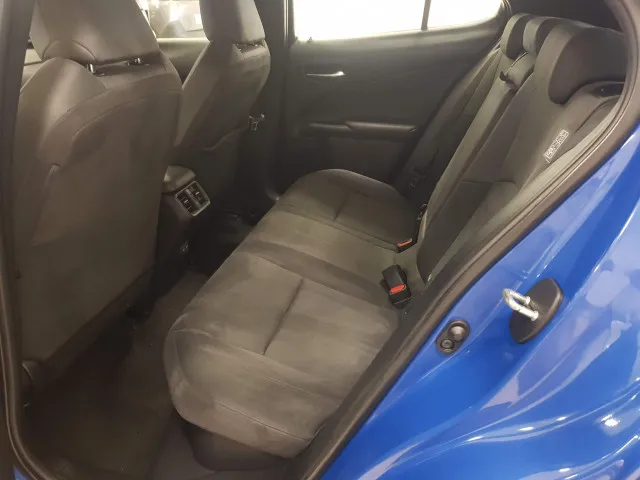 Lexus UX250H  de segunda Mano en Málaga