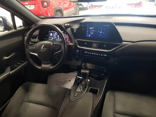 Lexus UX250H  de segunda Mano en Málaga